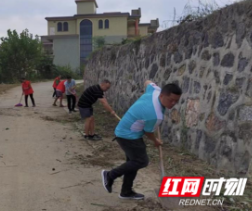 洞口县竹市镇：干群联动齐发力 家园环境换新颜