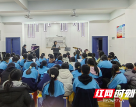 邵阳·书记校长谈｜邵阳市第十三中学校长吴巍巍：特色教育照亮学生未来