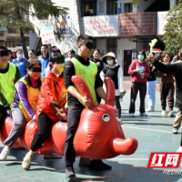 “热辣春日 滚烫人生”邵阳市第二人民医院庆祝三八妇女节趣味运动会