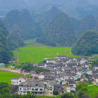 全国网媒冬季贵州行丨一季独秀到四季绽放 领略兴义万峰林冬日独特魅力