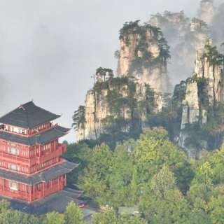 云雾为墨，峰林成画！国庆张家界美成“行走的水墨画”