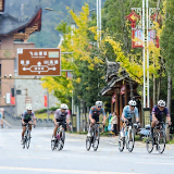 全国400余名骑手齐聚苗侗福地 第二届湖南靖州自行车赛激情开赛