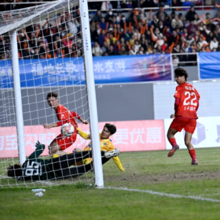 视频丨昂起了！怀化迎来湘超首胜