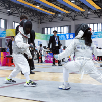 长沙市雨花区第八届中小学生击剑比赛开赛