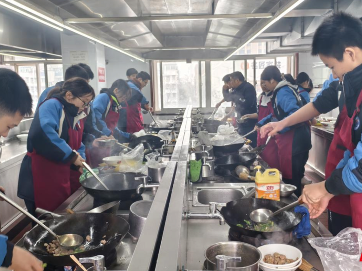 长沙这堂研学课解锁手艺人技能