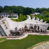 艺评丨梁文武：用跬步与爱丈量世界