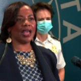 马丁·路德·金女儿就抗议发声：暴力不是解决问题的办法