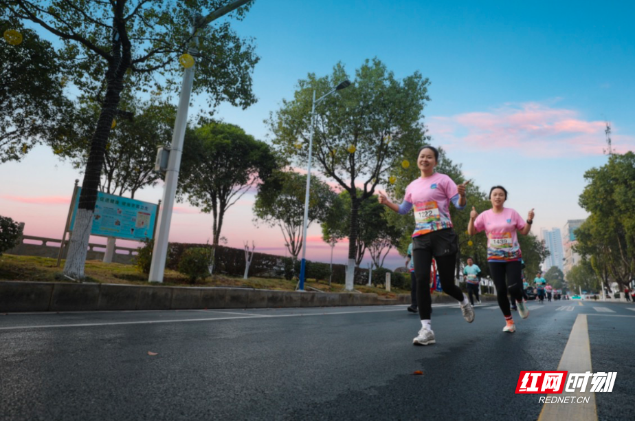 “心动衡山渡，策马迎新年”衡山县举行“迎新年、促旅发”环城跑活动