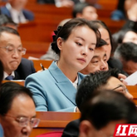 两会好声音 | 刘炫伶：让诗和远方，与健康同行