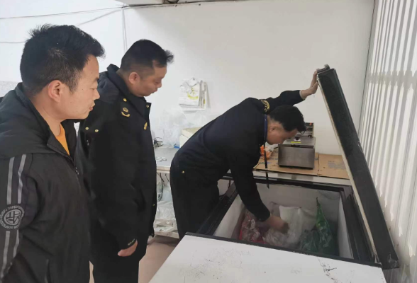 雁峰区市场监管局亮剑网络餐饮乱象，守护“舌尖安全”