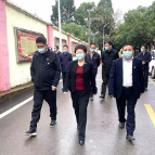 谢学龙深入社区调研督导全国文明城市创建工作