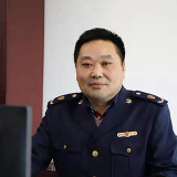 【维权人物风采】胡建洪：维权护法解民忧 立足岗位展风采