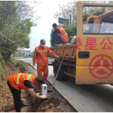 娄星区公路建设养护中心扎实推进人居环境整治提升工作