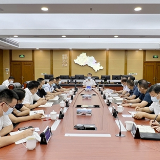 曾超群：克服形式主义和官僚主义 全力以赴做好疫情防控工作