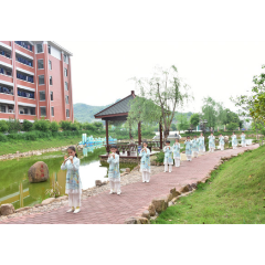 娄底举办首个“双减”成果开放展 400余人现场观摩