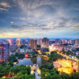 娄底市委常委会召开会议 传达学习党的二十届四中全会精神 研究部署贯彻落实工作