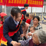 双峰农商银行:“三反”宣传进农村