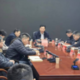 学习贯彻党的二十届四中全会精神 市委宣讲团报告会在娄底市工信局举行