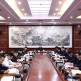 曾超群主持娄底市委理论学习中心组2026年第二次集体学习