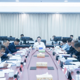 何朝晖主持召开娄底市高质量发展指挥部会议