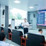 何朝晖专题调研闲置土地处置工作
