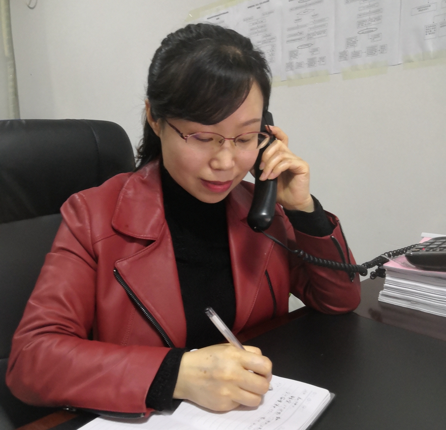 工作照_副本.jpg 工作照_副本.jpg