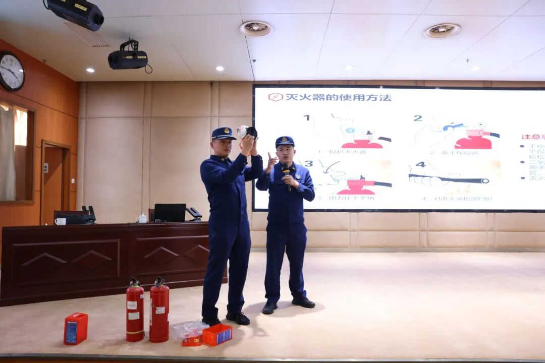 以“练”筑防，以“训”促安 | 湖南省委党校开展研究生消防疏散应急演练