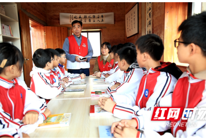 湖南好人｜唐建国：关注一老一小 志愿服务超4700小时