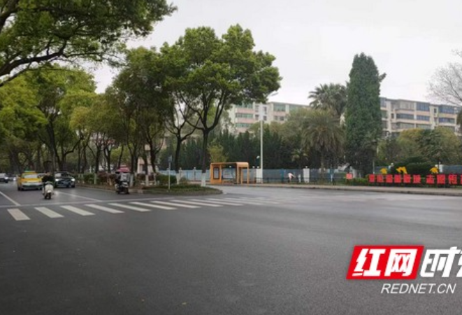 衡阳市市政工程公司：改造破损道路，解决群众“愁盼”