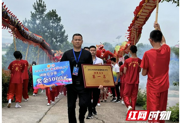 湖南省衡东县少林文武学校校长吴满元：家乡有养育之恩，愿用一生来回报