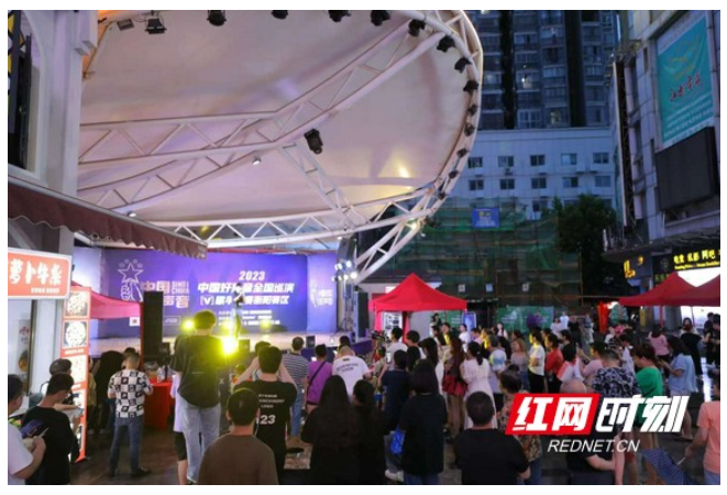 《中国好声音》衡阳赛区复赛在雁峰区民俗文化广场开唱