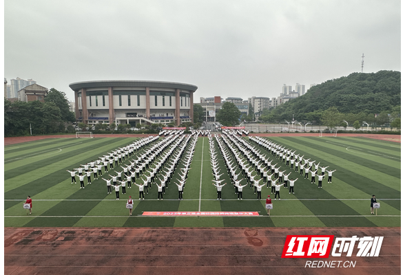 湖南高铁职院获全国校园排舞大赛特等奖、一等奖