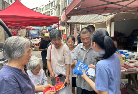 衡东检察：反诈宣传进乡村，守好村民“钱袋子”