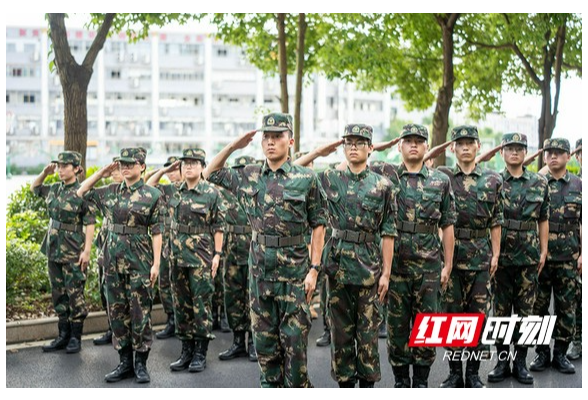 湖南交通工程学院大学生教官集训火热进行