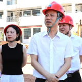 衡阳高新区领导现场调度阳光小学项目建设