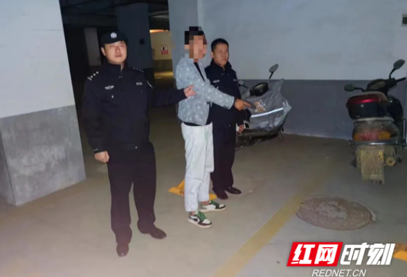 衡东县公安局侦破连环盗窃案13起 警察节当天获赠7面锦旗