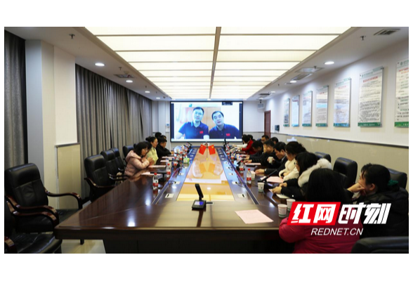 南华医院召开援非援疆干部及家属新春慰问会