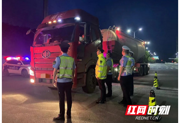“五一”小长假 衡阳景中有“警” 安全感拉满