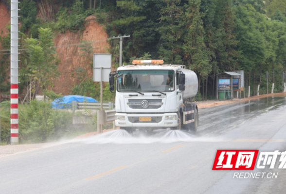 衡山：G240清洗行动提升公路“颜值”