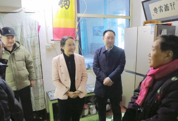 传党情 送温暖——雁峰区领导春节前夕走访慰问老党员和困难党员