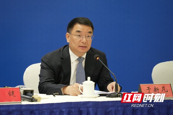 5d869b38aa2de489d2af5e92e42f6a07.marked.jpg 5d869b38aa2de489d2af5e92e42f6a07.marked.jpg