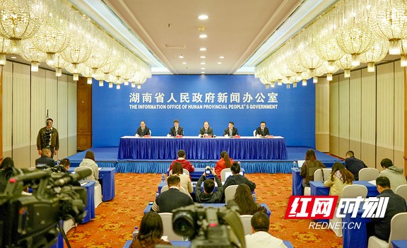 78b89e9e4c995f9e8ffa4a295b11a8c8.marked.jpg 78b89e9e4c995f9e8ffa4a295b11a8c8.marked.jpg