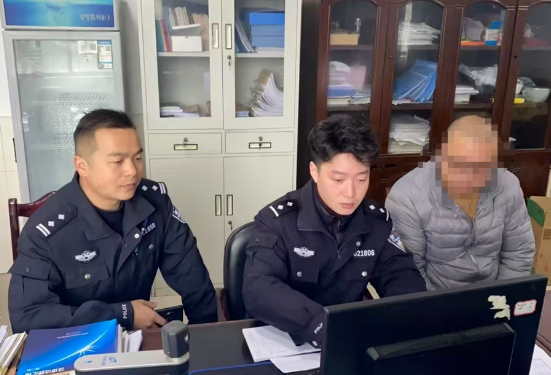国道惊现“霸道”司机？交警：安排！