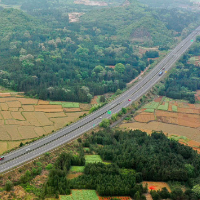 蓝山：唐伟文主持召开全县疫情防控调度会