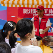 5年雷锋志愿路  他是群众心中的“及时雨”“向日葵”