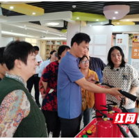 党建红+安全蓝 传承红船精神淬炼救援先锋