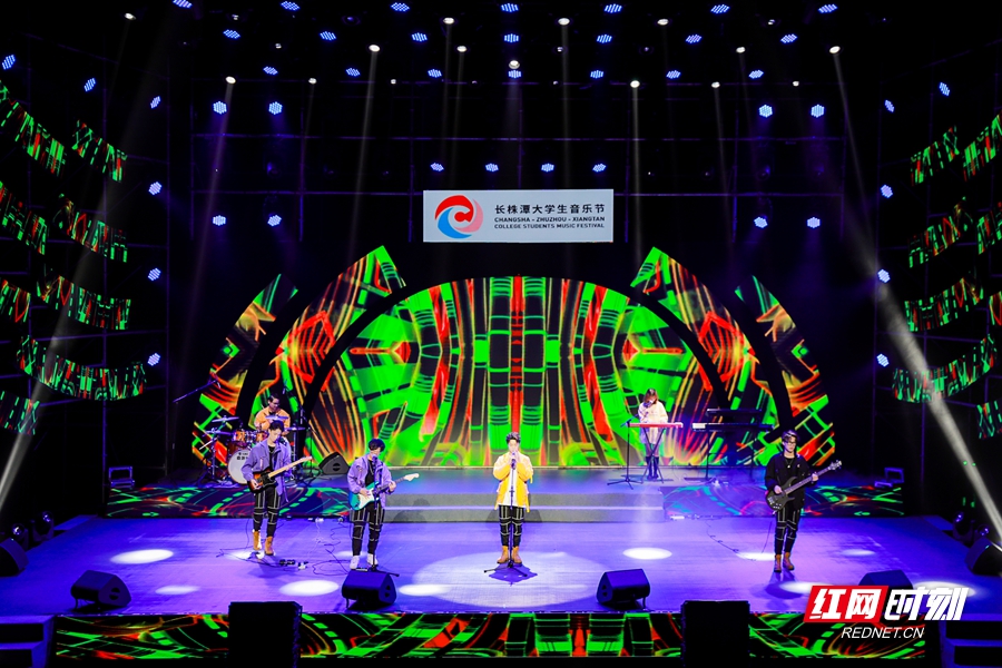 8D1A0500_副本.jpg 8D1A0500_副本.jpg