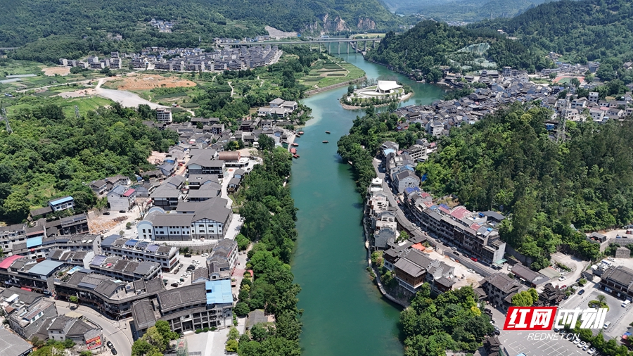 边城茶峒古建群及古遗址_副本.jpg