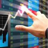 三大股指集体高开沪指涨0.07% 军工股活跃