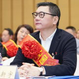 拓维信息、湘江鲲鹏董事长李新宇荣获“全国五一劳动奖章”